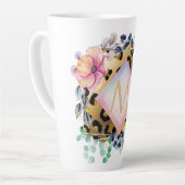 ガーリーかわいらしLeopardプリント金ゴールドモノグラムの カフェラテマグ (左アングル)