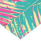 ガーリーで青く、ピンクの熱帯やし葉状体 ショートテーブルランナー (コーナー)