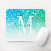 ガーリーなティール（緑がかった色）の水の青いグリッターの輝きのモノグラムの名前 マウスパッド (マウス)