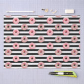 ガーリーなドーナツパターンピンクの白黒のストライブ柄 薄葉紙 (クラフト)