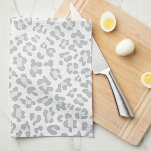 ガーリーなヒョウのアニマルプリントの銀の上品 キッチンタオル (四つ折り)