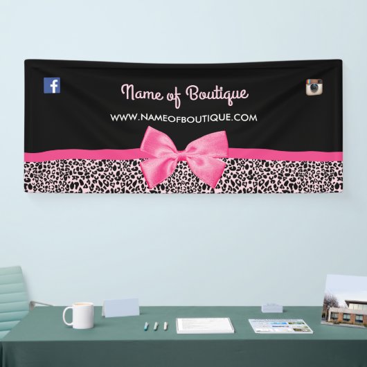 ガーリーなピンクのヒョウのプリントのかわいい弓ブティック6つのft 横断幕 (トレードショー)