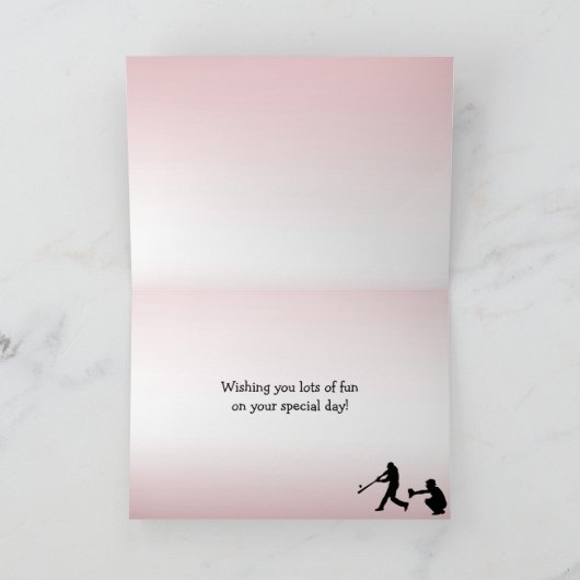 ガーリーなピンクの野球演劇の球はバースデー・カードを遊ばします カード (内部)