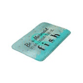 ガーリーな人魚の引用文のティール（緑がかった色）の金ゴールド バスマット (アングル)