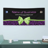 ガーリーな紫色のキリンのプリントのかわいい緑のリボン6ft 横断幕 (トレードショー)