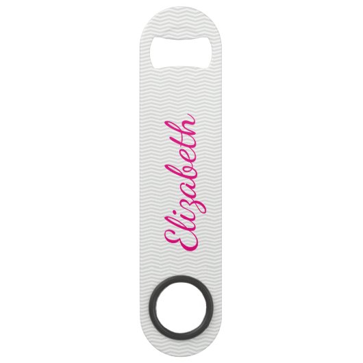 ガーリースクリプト名クラシック（グレー山形） スピード栓抜き (裏面)