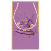 ガーリーハロウィーン – スイーツへのウィザードウェイ スモールペーパーバッグ (裏面)