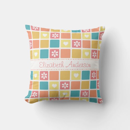 ガーリーハートスクエアパターンレトロデイジー花 クッション (正面)