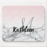 ガーリーバラピンクグレーマーブルモノグラム名 マウスパッド<br><div class="desc">スタイリッシュ名前をカスタムするガーリー、ピンク、グレー、大理石の口パーソナライズされたを彼女のために。モダン、エレガントデザインと印刷されたスパークルと手書き文字のフォント。Elke Clarke ©名前またはモノグラム、イニシャルまたは文字を追加。その他の色を使用できるストー連絡アの所有者。</div>