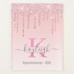 ガーリーバラ金ゴールドグリッタードリップスグラデーションモノグラム2021 プランナー手帳<br><div class="desc">ガーリー, モダンバラ金ゴールドグリッターがピンクの白い背景のスパイラル2021のアポイントメント本とプランナーの上にドッグラデーションプ。このデザインは、赤面ピンクのバラ金ゴールドスパークルグリッターが名前とモノグラムの文字テンプレートと淡いピンクの白い背景にドリップを特徴とすグラデーションる。美しい手書形のスタイル台本渦巻形のがある。swarls/swashesもし保はサンプル名を削除し離れて、サンプル名テンプレートの前後にある四角い宇宙/絵文字を削除したい。ピンクフェミニンの恋人女の子らしい女の子のための完璧な贈り物。要もし件救済と一致する品連絡目がある。</div>