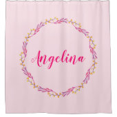 ガーリーピかわいらしンクフローラパーソナライズされたリース名 シャワーカーテン (正面)