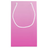 ガーリーモノグラグラデーションムほこりっぽいバラ赤面ピンク スモールペーパーバッグ (裏面)