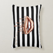 ガーリー白黒ストライプメタリック滴下唇 アクセントクッション (正面(垂直))