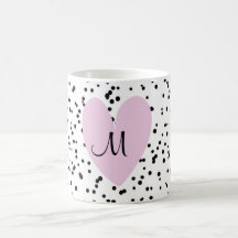 ガーリー赤面ピンクハートモノグラムスポッティ背景