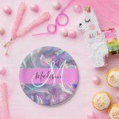 ガーリー ピンク ホログラフィック イリデセント モノグラム 名前 ペーパープレート (パーティー)