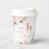 ガールの最初の誕生日の冬の鹿赤面ピンク 紙コップ (正面)