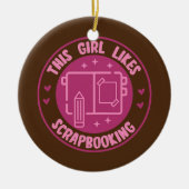 ガールイイスクラップブック作りホビークラフターデザイナー セラミックオーナメント (正面)