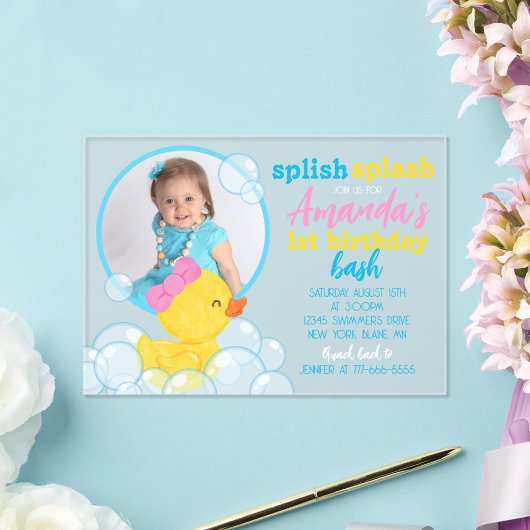 ガールウォーターカラーラバーダックフォト誕生日 アクリル招待状