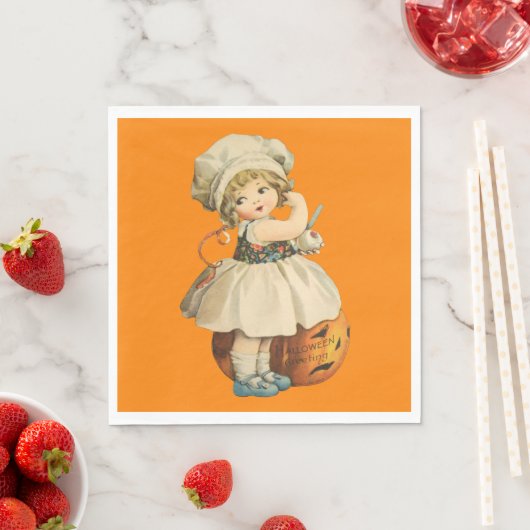 ガールカービングアップルハロウィーン スタンダードランチョンナプキン (インサイチュ)