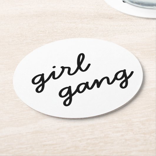 ガールギャングキュートモダンフェミニストガールパワー スクリプト ラウンドペーパーコースター (アングル)