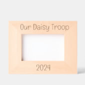 ガールスカウティング – 私たちのデイジー部隊 レーザー彫刻フレーム (正面)