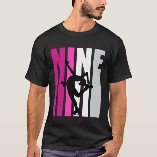 ガールズアイススケートで滑る誕生日9thアイススケータークイーンフィ tシャツ (正面)