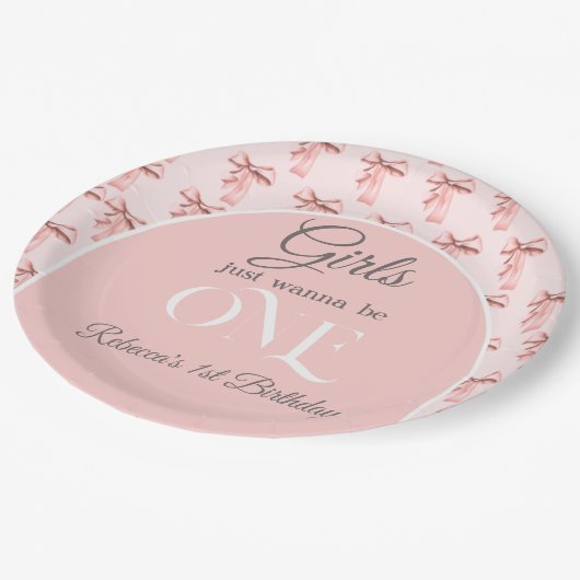 ガールズジャストワンピンクボウファースト誕生日 ペーパープレート (アングル)