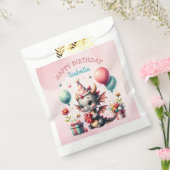 ガールズドラゴンをテーマにした誕生日パーティー フェイバーバッグ (封をした状態)