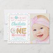 ガールズドーナツ箔バルーンフォトファースト誕生日 招待状 (正面)