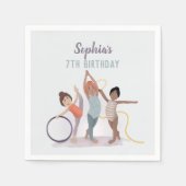 ガールズモダンパープル体操子供の誕生日 スタンダードカクテルナプキン (正面)