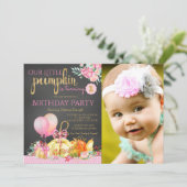 ガールズリトルカンプキンチョークボードファースト誕生日 招待状 (スタンド正面)