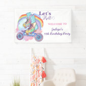 ガールズローラースケートで滑るパープルバースデーパーティー 横断幕 (インサイチュ)