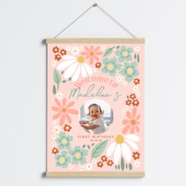 ガールズワイルドフラワーデイジーフォト誕生日ウェルカムサイン ポスター