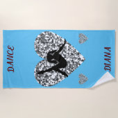 ガールズ·シきらめくルバー·ハート·ダンス ビーチタオル (正面)