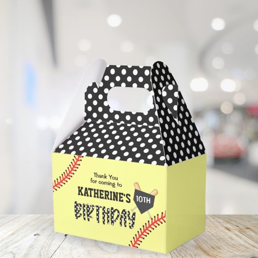 ガールソフトボール誕生日パーティー フェイバーボックス