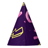 ガールパワーフェミニストのスローガン、バイオレットの背景。 パーティーハット (裏面)