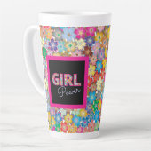 ガールパワー |ピンクガーリーの美しい山花女性 カフェラテマグ (左アングル)