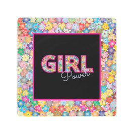 ガールパワー |ピンクガーリーの美しい山花女性 メタルプリント