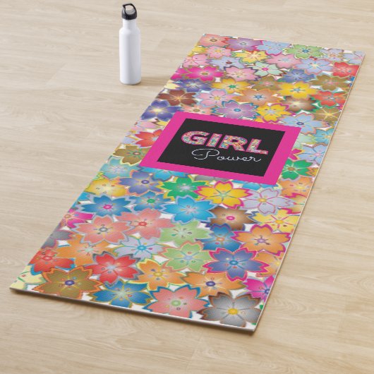 ガールパワー |ピンクガーリーの美しい山花女性 ヨガマット (インサイチュ)