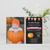 ガールパンプキン誕生日招待状オレンジアンドピンク 招待状 (スタンド正面)