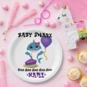 ガールパーソナライズされたベビーシャーク誕生日 ペーパープレート (パーティー)