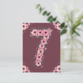 ガールビッグ7誕生日ピンク花緑 ポストカード (スタンド正面)