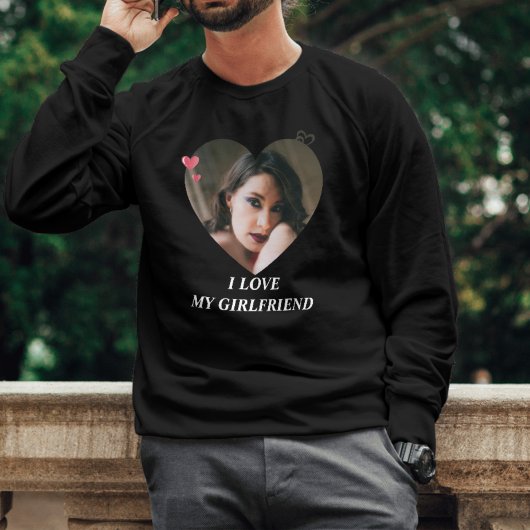 ガールフレンドのシャツが大好き – かわいいロマンチックな贈り物 Tシャツ
