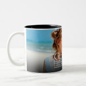 ガールフレンド定義モダンおもしろい写真 ツートーンマグカップ (左)