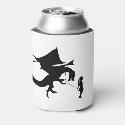 ガール歩く彼女のペットおもしろいドラゴンガギフトアイディア 缶クーラー (缶裏面)