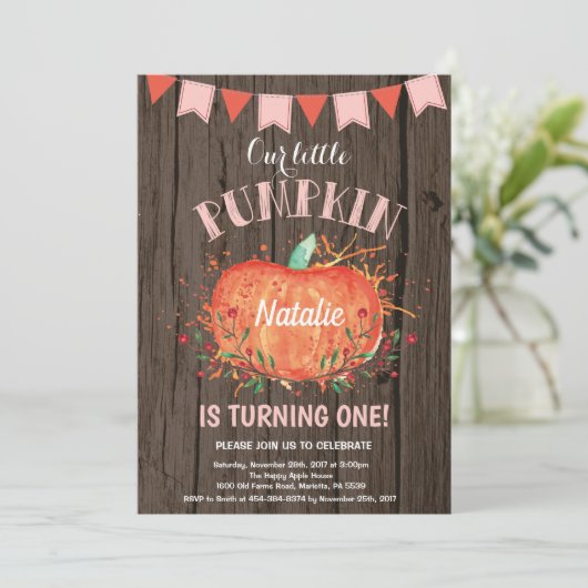 ガール素朴カボチャ誕生日招待状ピンク 招待状 (スタンド正面)