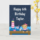 ガール航海のモンキーピンクアンドネイビーハッピーバースデー カード (黄色い花)