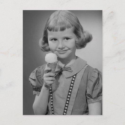 ガール食べズアイスクリーム ポストカード (正面)