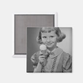 ガール食べズアイスクリーム マグネット (正面/裏面)