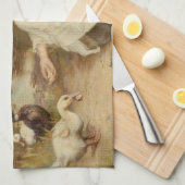 ガール食べ物を与えズ・ダックス(by Frederick Morgan) キッチンタオル (四つ折り)